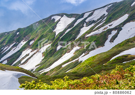 残雪期の月山 80886062