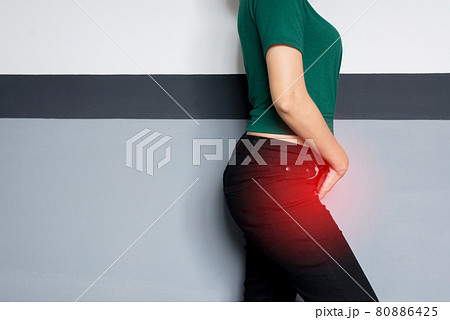 Incontinence problem,Hands woman holding her crotch,Female need to pee 80886425