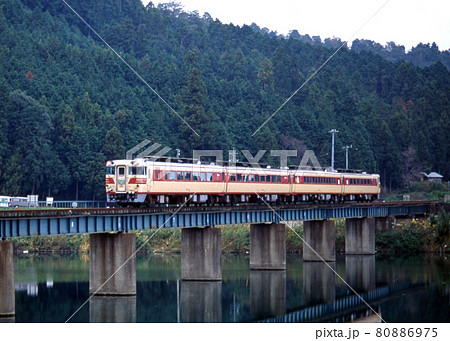 紀勢本線　徳和－多気　JR東海　キハ82系　南紀 80886975