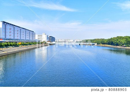 大和大橋／京浜運河より北側／新平和橋方面を望む(東京都大田区)【2020.11】 80888903
