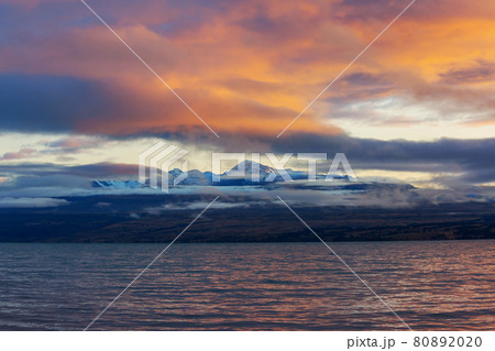 New Zealand lakes New Zealand lakes 80892020