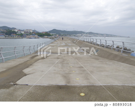 海岸 海 灯台 80893018