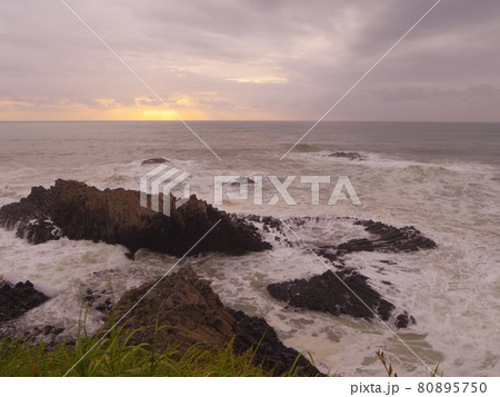 波 海 海岸 80895750