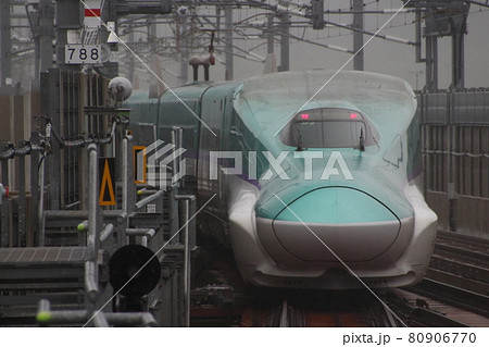 北海道新幹線H5系(木古内駅) 北海道新幹線H5系(木古内駅) 80906770