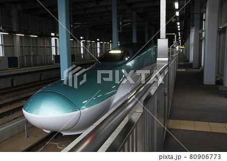 北海道新幹線H5系(木古内駅) 北海道新幹線H5系(木古内駅) 80906773