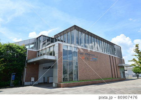 在来線・鵜沼駅の東口 80907476