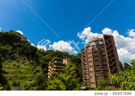 晴天の有馬温泉街の風情 晴天の有馬温泉街の風情 80907686