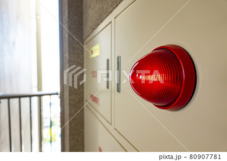 連結送水管・放水口 連結送水管・放水口 80907781