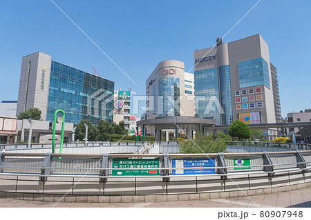 都市風景 溝の口駅前の歩行者デッキと街並み 神奈川県川崎市高津区 都市風景 溝の口駅前の歩行者デッキと街並み 神奈川県川崎市高津区 80907948