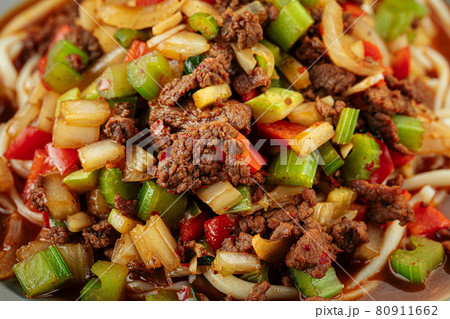 Closeup on uyghur dish suiru lagman noodle texture 80911662