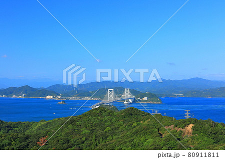 淡路島から見た鳴門海峡と大鳴門橋 80911811