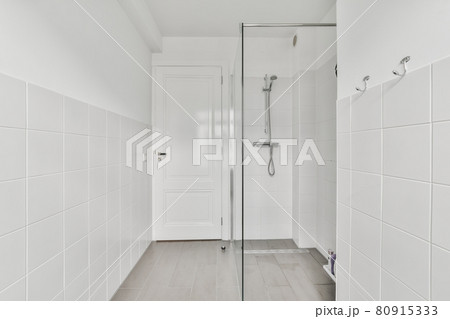 Interior design of beautiful and elegant bathroom Interior design of beautiful and elegant bathroom 80915333
