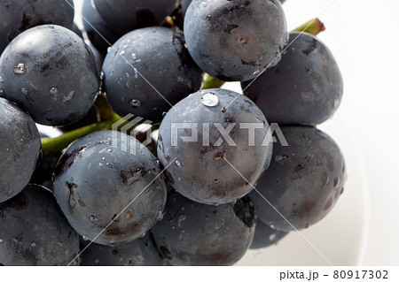 ぶどう(種無しピオーネ)のアップ。 ぶどう(種無しピオーネ)のアップ。 80917302