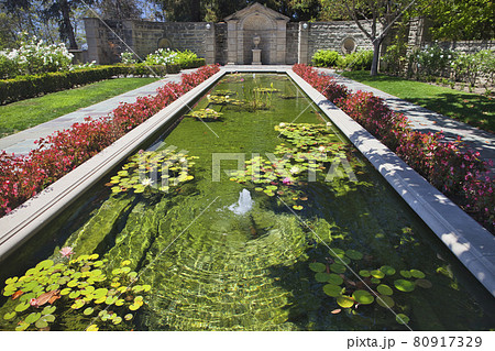 beverly hills gatehouse greystone mansion & garden beverly hills gatehouse greystone mansion & garden 80917329