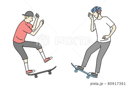 スケートボードのトラブル、事故、他のスケーターと衝突する男性 スケートボードのトラブル、事故、他のスケーターと衝突する男性 80917361
