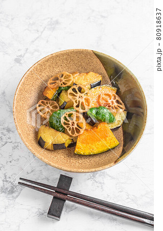 野菜の素揚げ 野菜の素揚げ 80918637