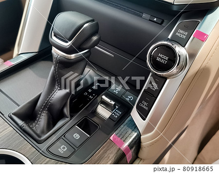 ランドクルーザー300　ドライブモードセレクト　マルチテレインセレクト　MTS　DAC　CRAWL 80918665