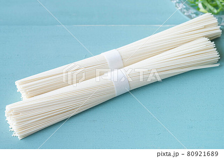 そうめんの束 80921689