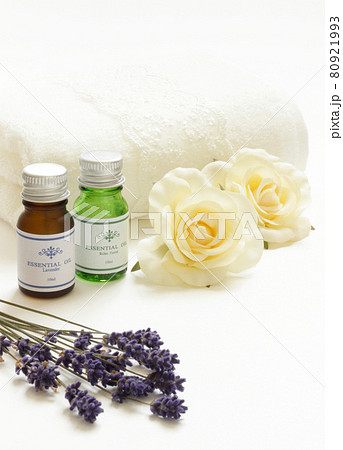 エッセンシャルオイル 80921993