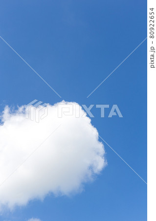 真夏の夏空の夏雲 真夏の夏空の夏雲 80922654