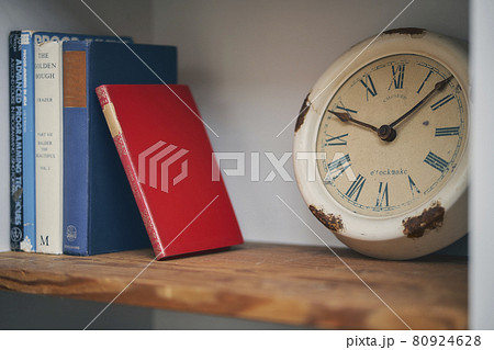 素材　インテリア　時計 80924628