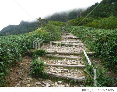 日本百名山、石鎚山　天狗岳（愛媛県西条市） 80925645
