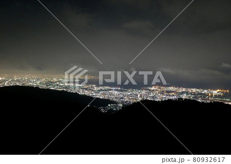 神戸・摩耶山展望台からの夜景 80932617