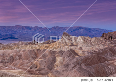 Zabriskie point, death valley, california usa 80936904