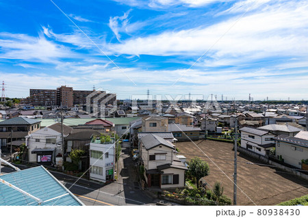 準工業地域の閑静な住宅街の風景 80938430