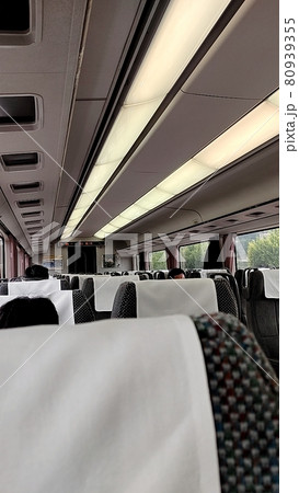 信州から名古屋へ走る篠ノ井線 80939355