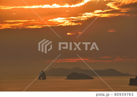 五島灘、角力灘、大角力の夕景 80939763