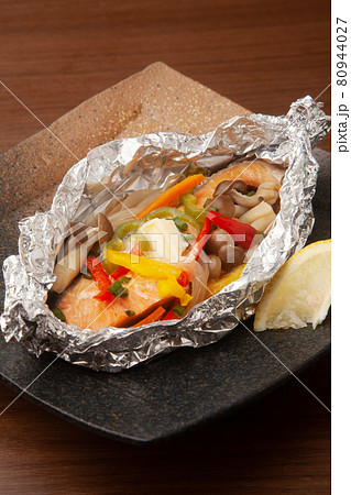 鮭のホイル焼 80944027