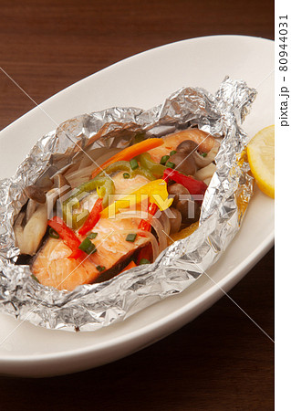 鮭のホイル焼 80944031