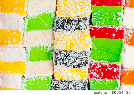 Assorted traditional turkish delight 80954459