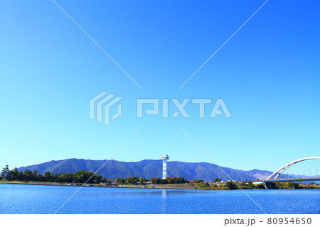 岐阜県海津市、長良川と水の緑の舘・展望タワー周辺の風景 岐阜県海津市、長良川と水の緑の舘・展望タワー周辺の風景 80954650