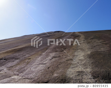 モンドルキリの岩山 80955435