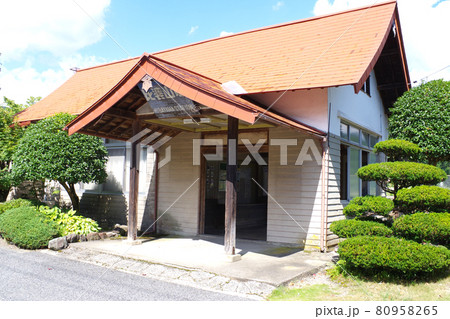 芸備線比婆山駅の駅舎の景色 芸備線比婆山駅の駅舎の景色 80958265