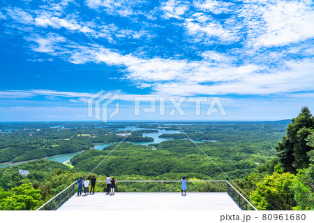 《三重県》夏の横山展望台・英虞湾の海岸線 《三重県》夏の横山展望台・英虞湾の海岸線 80961680