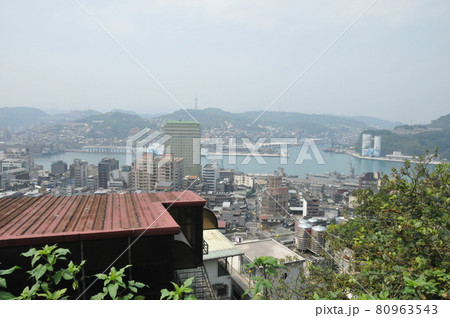 台湾、基隆、中正公園、大仏禅寺からの眺め、基隆港 台湾、基隆、中正公園、大仏禅寺からの眺め、基隆港 80963543