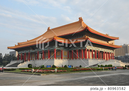 台湾、台北、国家戯劇院、中正紀念堂公園広場 80963582
