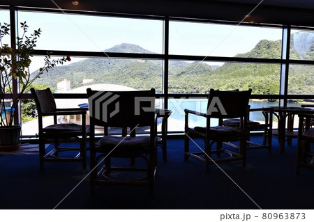 榛名山ー榛名湖の湖畔の宿から望む榛名湖 80963873