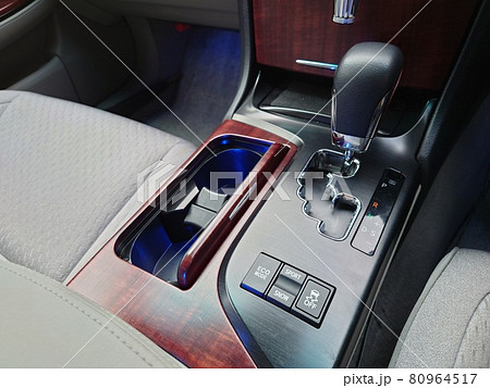 車のシフトレバー 80964517