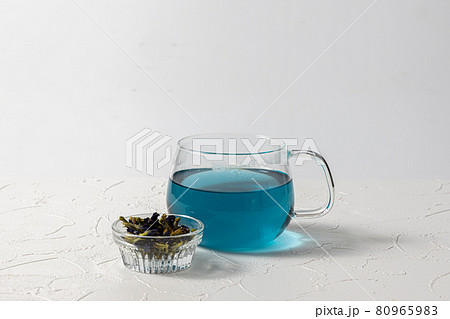 青いハーブティー Butterfly Pea blue flower herbal tea 青いハーブティー Butterfly Pea blue flower herbal tea 80965983