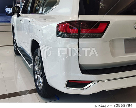 ランドクルーザー300 LEDリヤコンビネーションランプ テール ストップ シーケンシャルターン ランドクルーザー300 LEDリヤコンビネーションランプ テール ストップ シーケンシャルターン 80968794