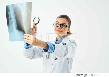 doctor in white coat x-ray research medicine doctor in white coat x-ray research medicine 80969829