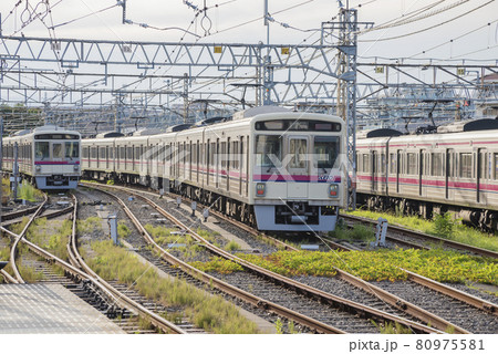 京王線 車両基地 高幡不動駅ホーム 高幡不動検車区 高幡不動 各駅停車 京王線 車両基地 高幡不動駅ホーム 高幡不動検車区 高幡不動 各駅停車 80975581