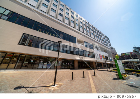 東武東上線和光市駅南口とエキアプレミエ和光が入った新しい駅ビル 80975867