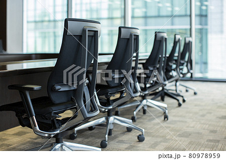 オフィス 会議室 80978959