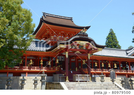 石清水八幡宮　回廊と楼門　京都府八幡市 80979500