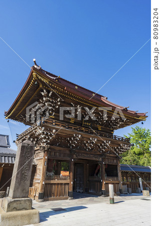 【東京都】西新井大師 山門 【東京都】西新井大師 山門 80983204